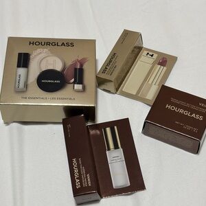 Hourglass travel set